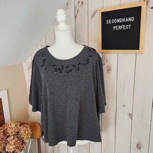 Melissa McCarthy Gray Short Sleeve Top